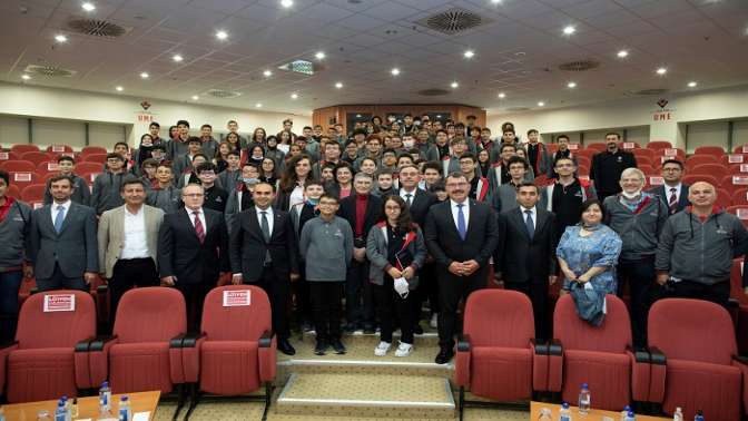 Prof. Dr. Aziz Sancar, geleceğin bilim bilim insanlarıyla buluştu