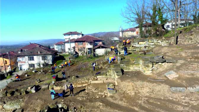 Prusias ad Hypium Antik Kentindeki kazı çalışmaları hızlandı