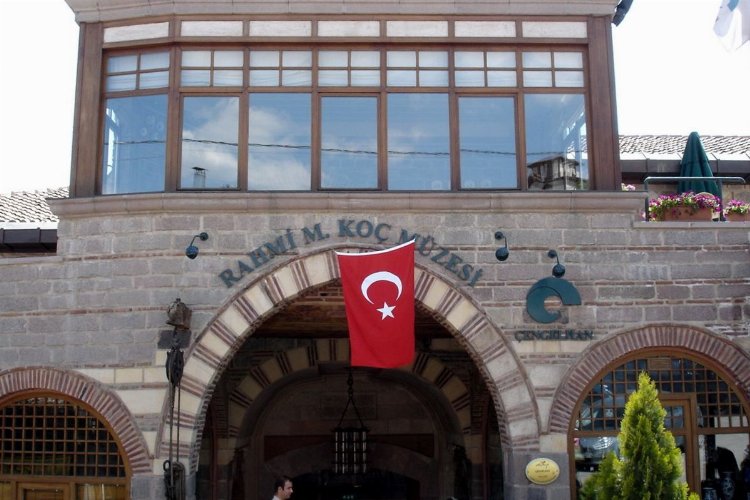 Rahmi M. Koçta rengarenk 23 Nisan