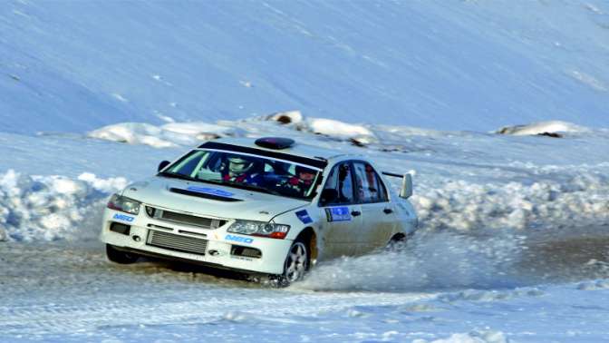 Ralli Sezonu Karlar Üzerinde Açılıyor