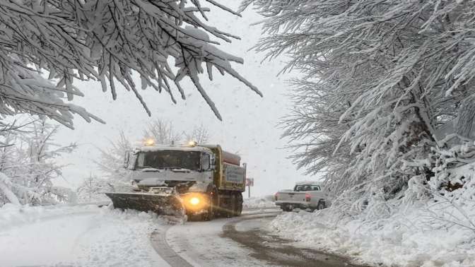 Sakarya ve Kocaelinin yüksek kesimlerinde kar etkili oluyor