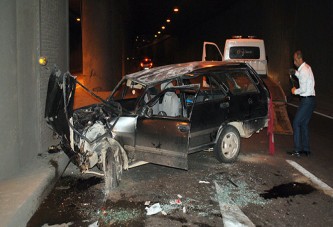 SEKA Tünel’de korkutan kaza: 4 yaralı