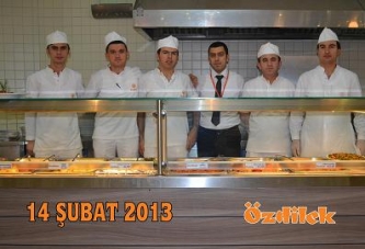 Sevgililer Özdilek'te buluştu