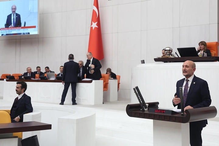 SP'li Milletvekili Atmaca, Nilüfer Çayı'nın kirliliği TBMM'ye taşıdı