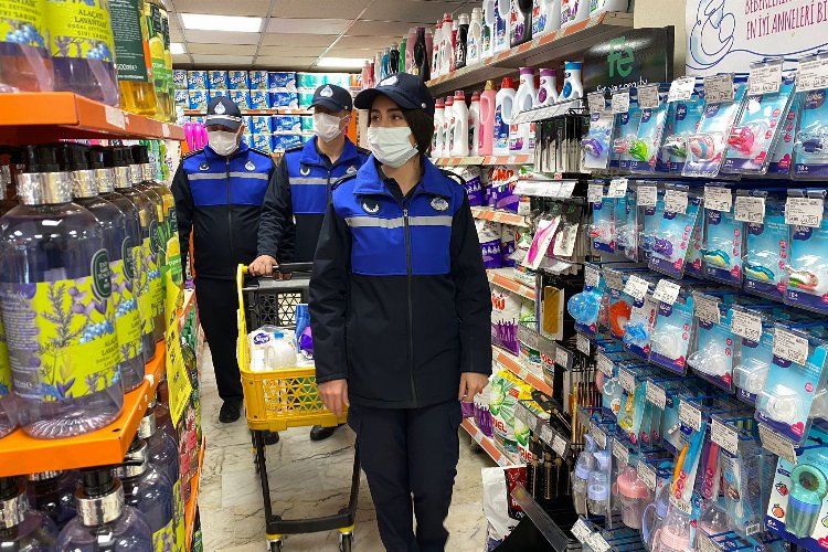 İstanbul Üsküdar'da mahalle bakkallarına destek