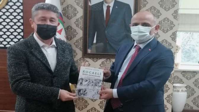 Tarihçi Rıdvan Şükür, Körfez Belediye başkanını ziyaret etti