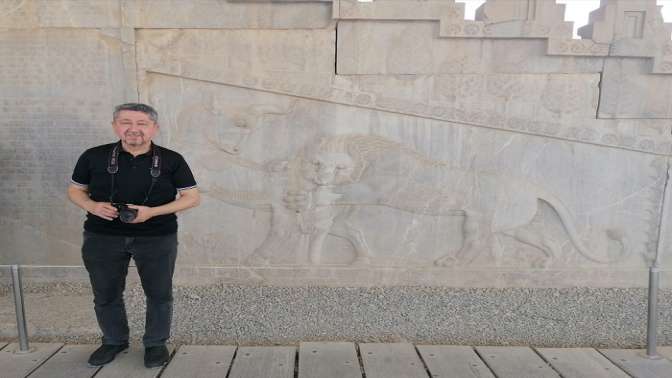 Tarihçi Rıdvan Şükür, Persepolis’te Fotoğraf çalıştı