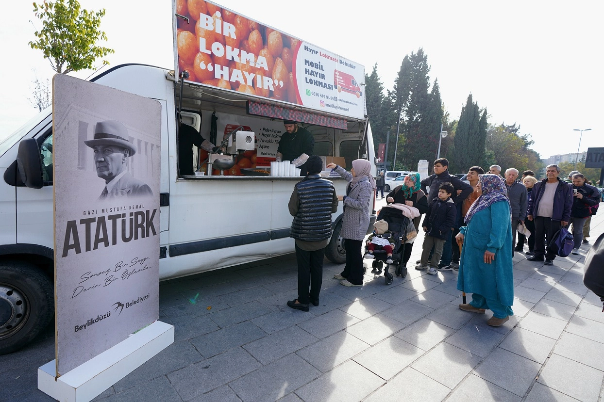 10 Kasım’da Beylikdüzü’nde lokma geleneği sürdürüldü