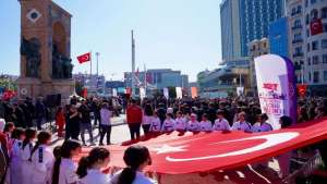 106’ncı Yılında 19 Mayıs Taksim’de Coşkuyla Kutlandı