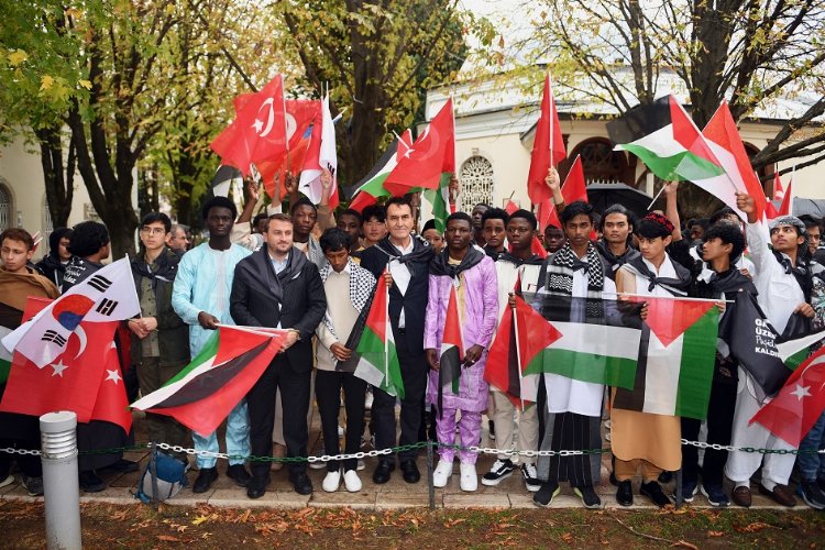 89 ülkeden yüzlerce öğrenci Bursa'dan Filistin'e tek ses oldu