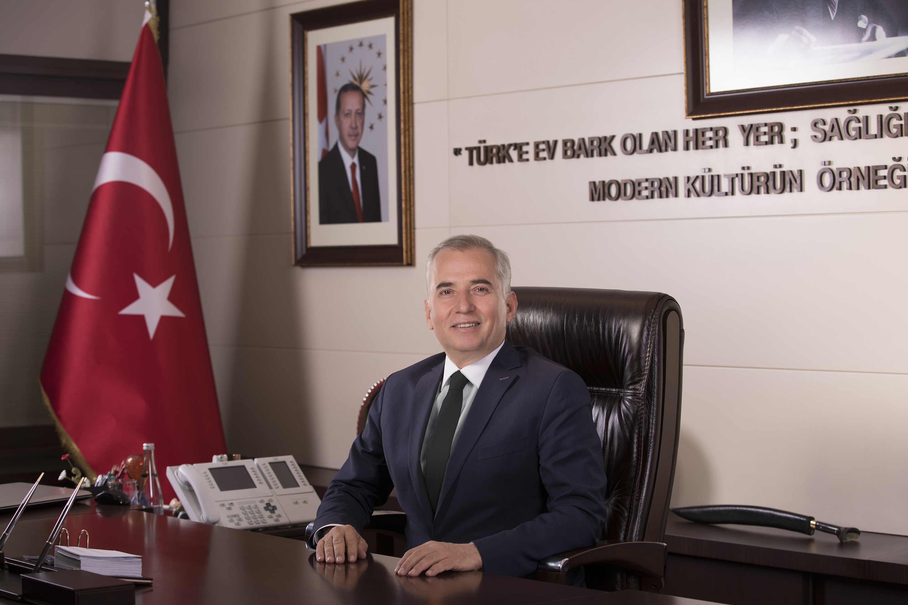 Denizli'de arıcılara ekipman desteği