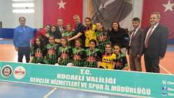 Adem Başoğlu Ortaokulu şampiyon