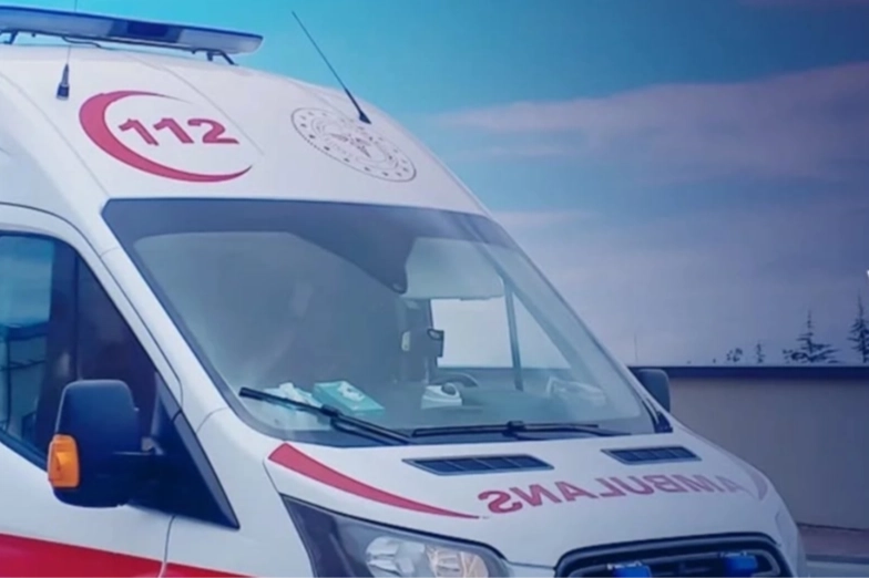 'Ambulansa yol ver' anonsu kaza yaptırmasın! Uzmanı uyardı...