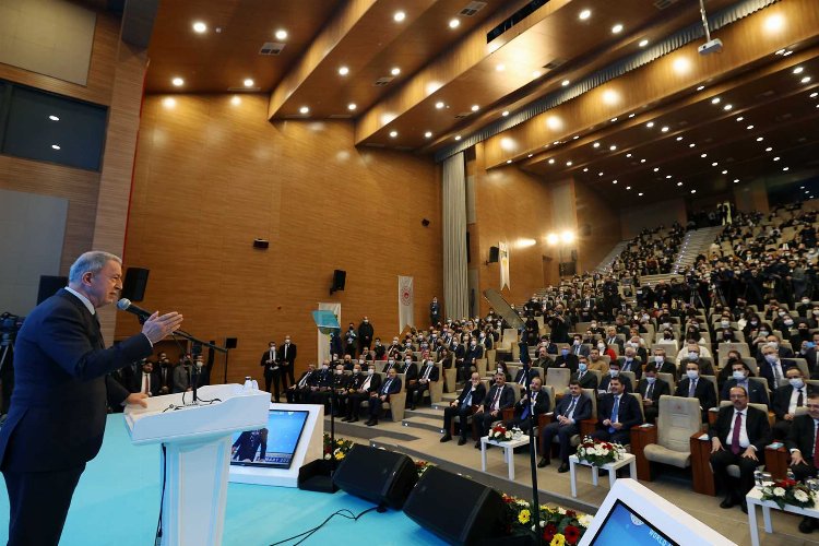 Bakan Akar: Askeri planlamalarda da Meteoroloji'nin tahminleri önemlidir