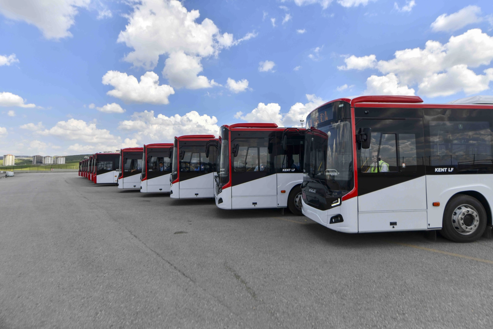Başkent’te toplu taşıma güçleniyor