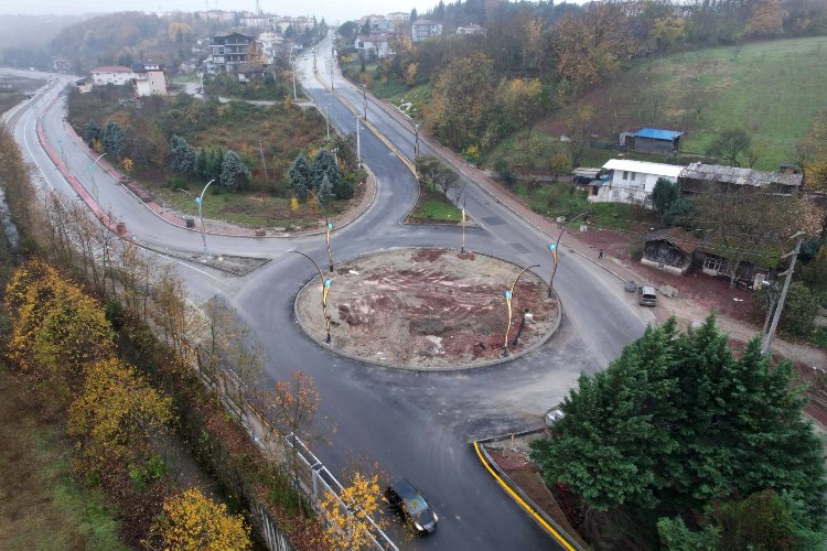 Başiskele’deki yeni kavşakla trafiğe düzen geldi