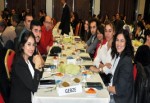 Başkan öğretmenleri yemekte ağırladı