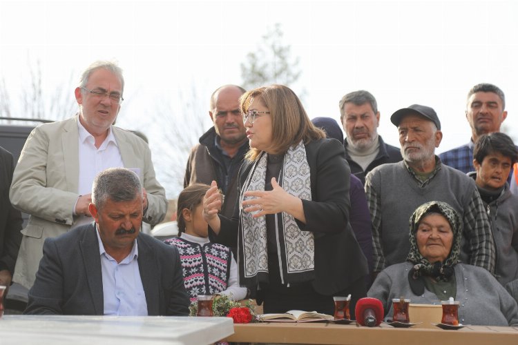 Başkan Şahin'den Nurdağı köylerine ziyaret