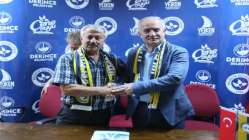 Belediye Derincespor’da İmzalar Atıldı