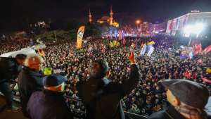 BİR ULU ÇINARI DAHA KAYBETTİK