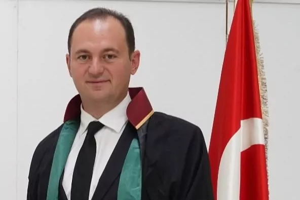 Bursa Barosu’nun yeni başkanı Yener Poroy oldu