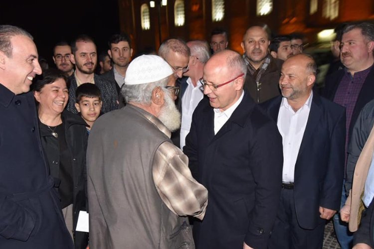 Bursa'da AK Parti Ramazan'ı şehrin her noktasına yayıyor