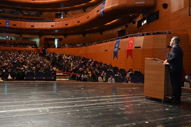Bursa'da eğitimde yeni yaklaşımlar konuşuldu
