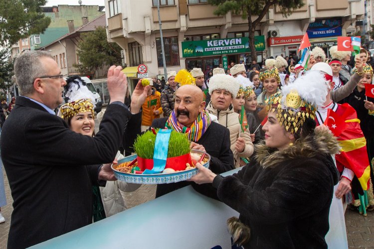 Bursa'da Nevruz coşkusu ilçelerde yaşatılıyor