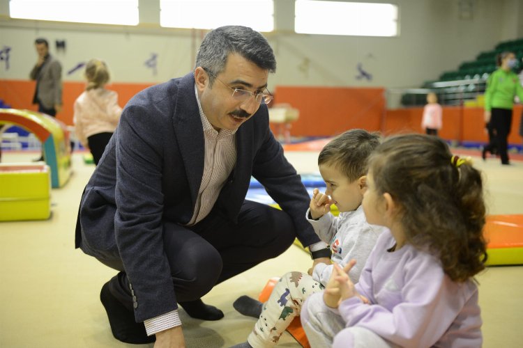 Bursa'da Yıldırım'da minik sporculara Başkan ziyareti