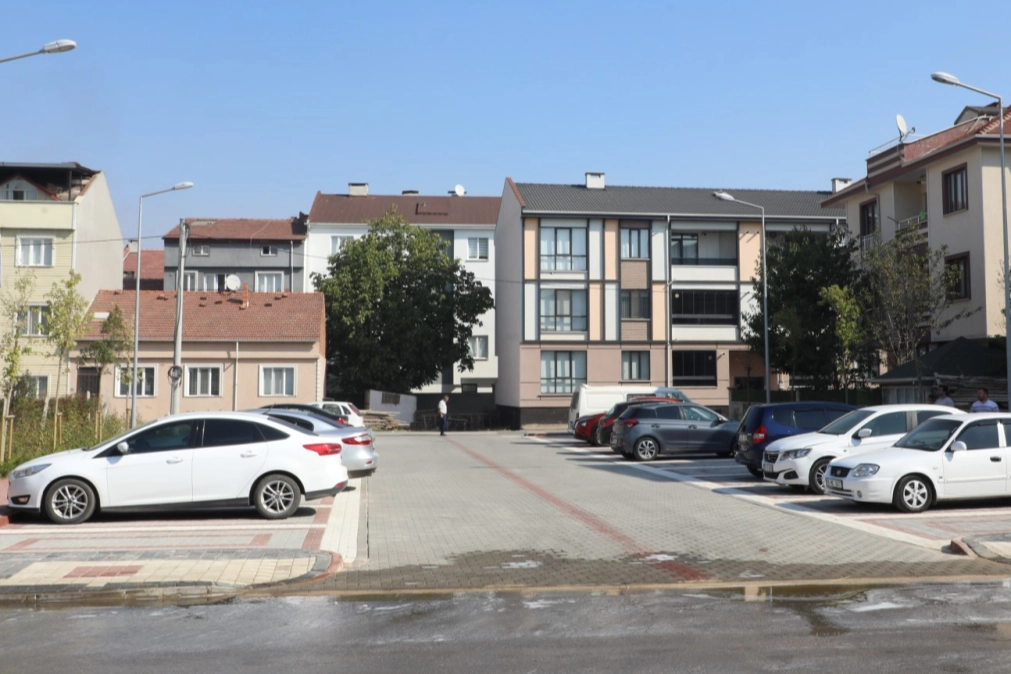 Bursa İnegöl'de 26 araçlık otopark hizmete girdi