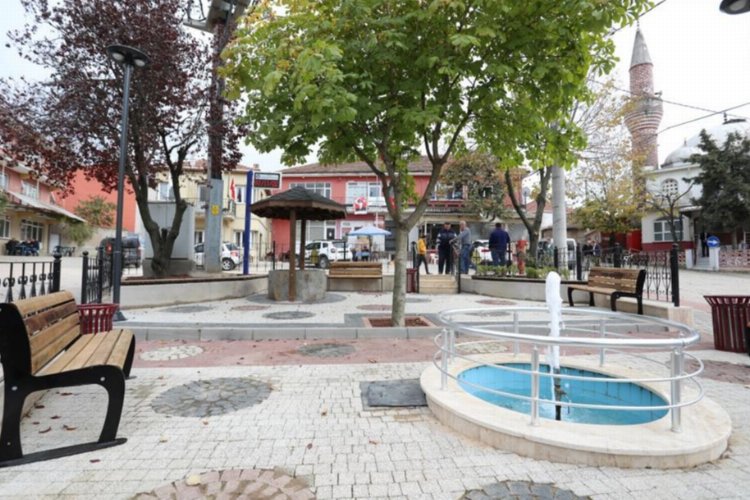 Bursa İnegöl'de Şehitler'in meydanı yenilendi