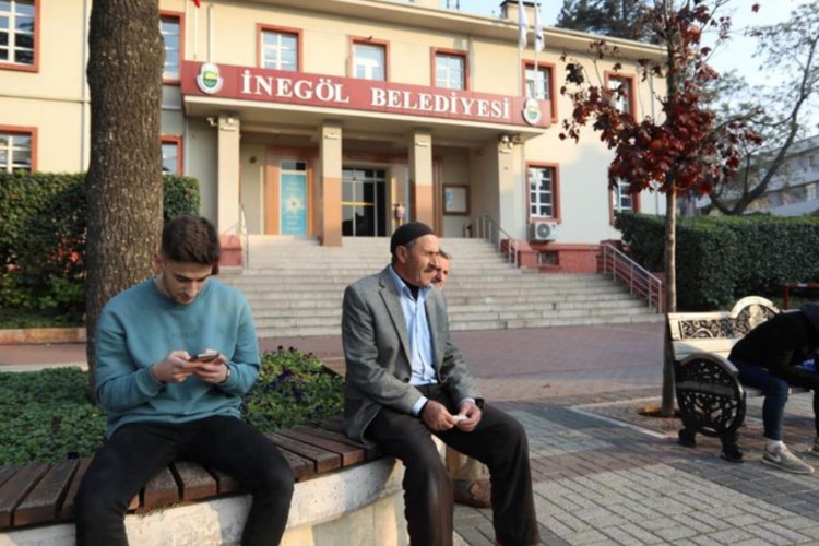 Bursa İnegöl'de Wi-Fi noktalarına yoğun ilgi