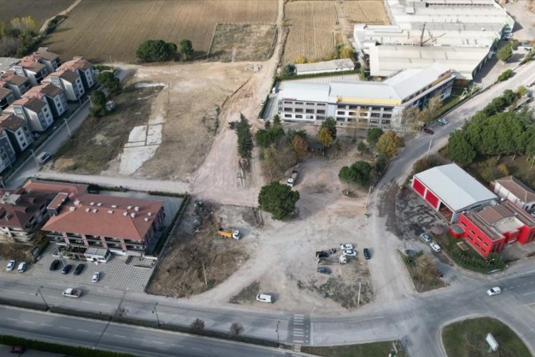 Bursa İnegöl'ün batı girişinde 'güvenli' çalışma