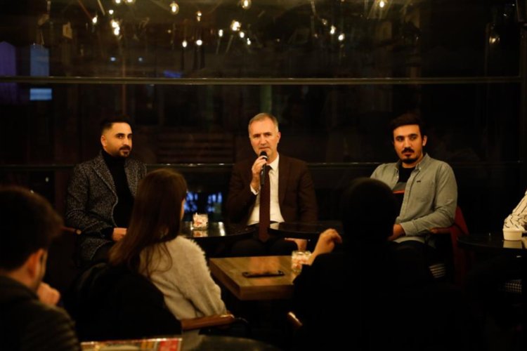 Bursa İnegöl'de çaylar Başkan Taban'dan sohbet gençlerden 