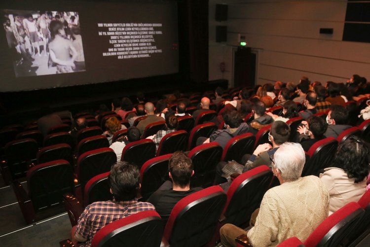 Bursa Nilüfer'de önce film, sonra söyleşi