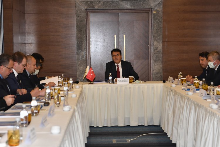 Bursa Osmangazi'de birim müdürleri 2021'yi değerlendirdi