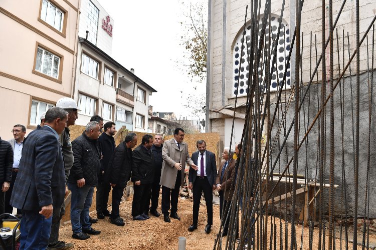 Bursa Osmangazi'de Elmasbahçeler Camii'ne yeni minare