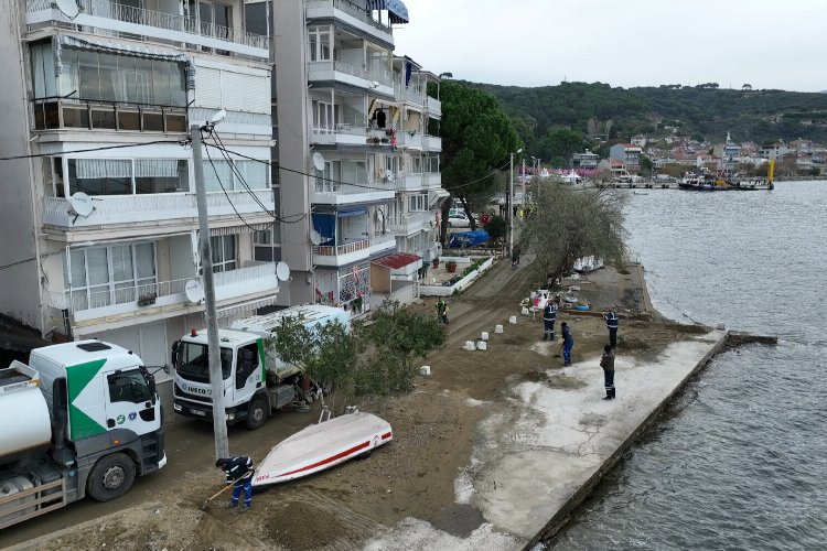 Bursa sahillerinde fırtına teyakkuzu