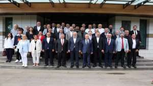 BURSA’YI MASA BAŞINDA DEĞİL, HALKIMIZLA BİRLİKTE YÖNETİYORUZ”