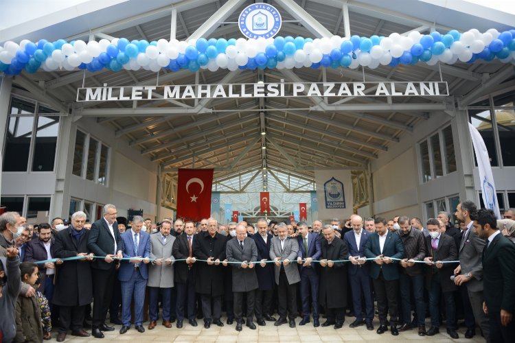 Bursa Yıldırım'da pazarcının da vatandaşın da yüzü gülüyor 