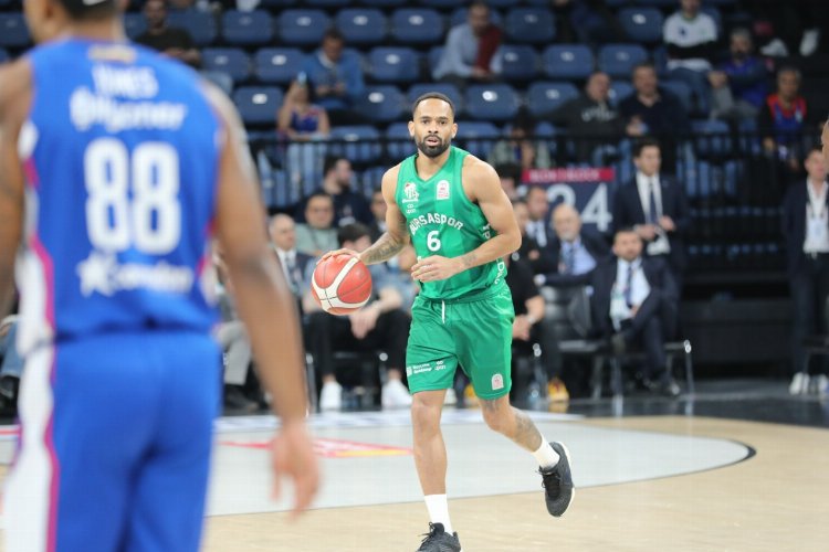 Bursaspor, Anadolu Efes'i devirdi