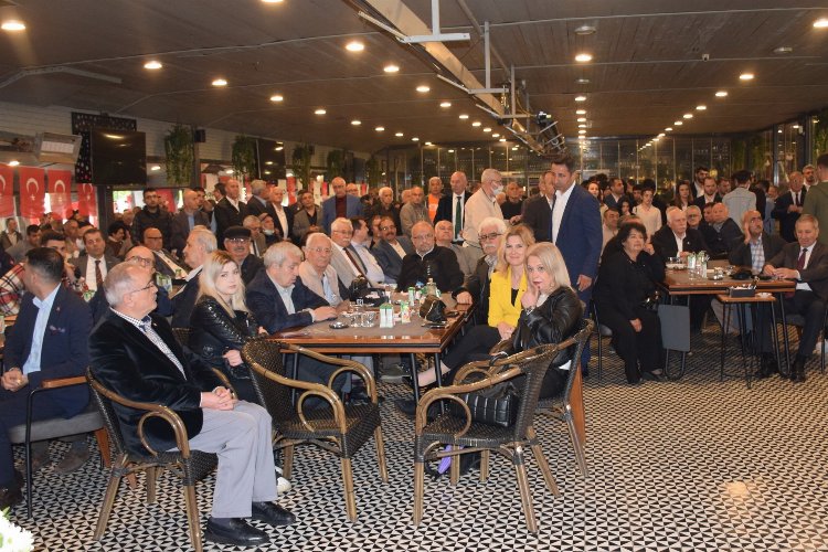 CHP Bursa'da hüzünlü bayramlaşma