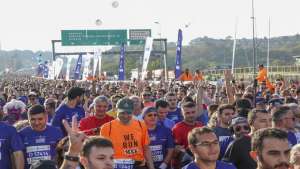 CHP Genel Başkanı Özgür Özel Türkiye İş Bankası 47’nci İstanbul Maratonu’na Katıldı