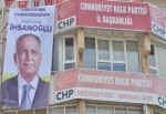 CHP il binasında İhsanoğlu posteri