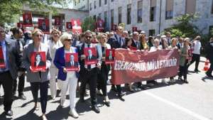 CHP Milletvekilleri Adalet Bakanlığı’na Yürüdü…
