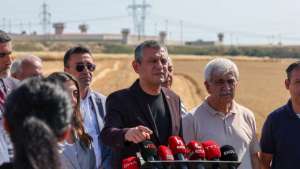 CHP Mücadele Alanını Meydanlara Taşıyor