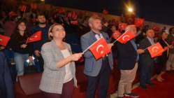 Cumhuriyet coşkusuna Türk Halk Müziği konseriyle devam