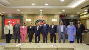 Cumhuriyet Halk Partisi Genel Başkanı Özgür Özel HAK-İŞ İle Görüştü