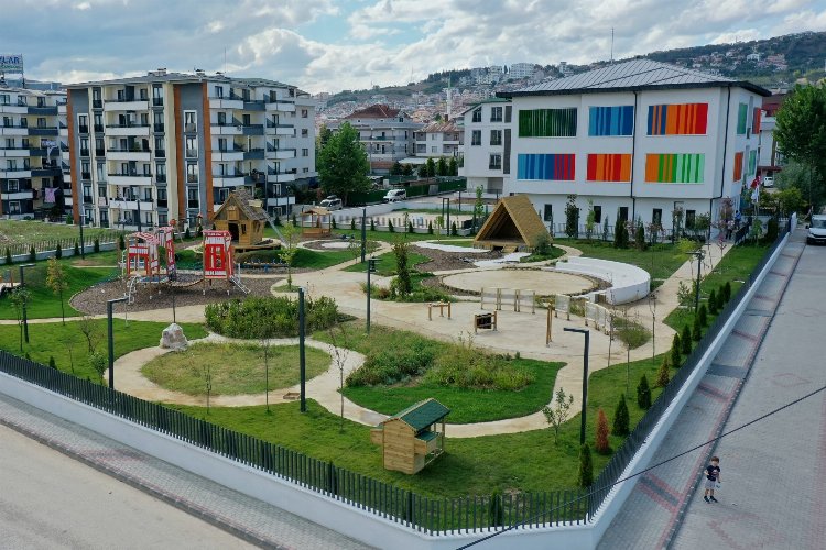 Depremzede çocuklar Çınar'dan ücretsiz yararlanacak