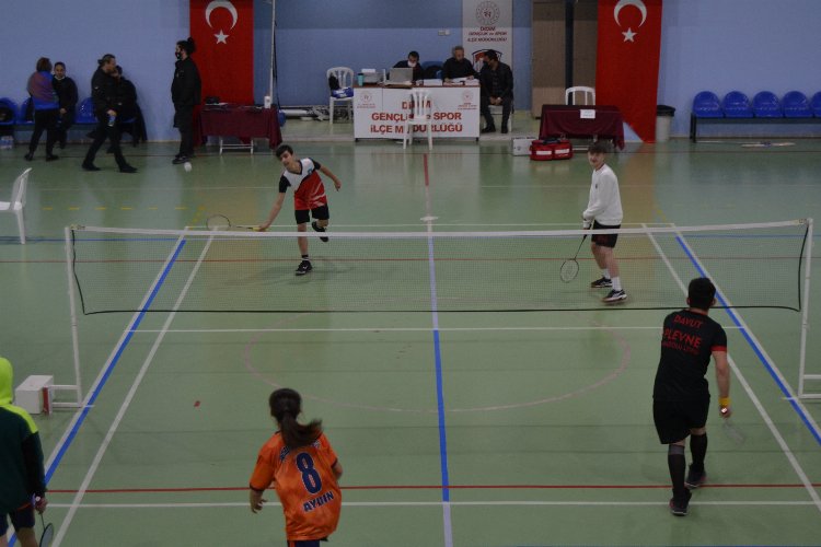Didim Badminton Turnuvası'na ev sahipliği yapıyor 